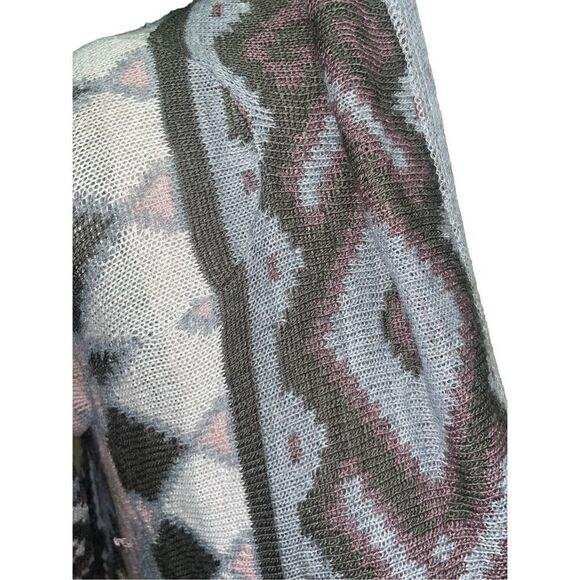 Charlotte Russe Multi-Color Southwestern Style Poncho/Shawl with Fringe Size Sma - Picture 6 of 14